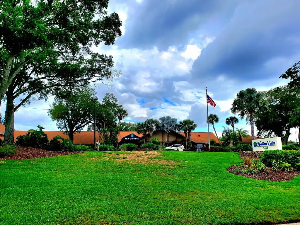 1637 Caledonia Drive Palm Harbor FL 34684