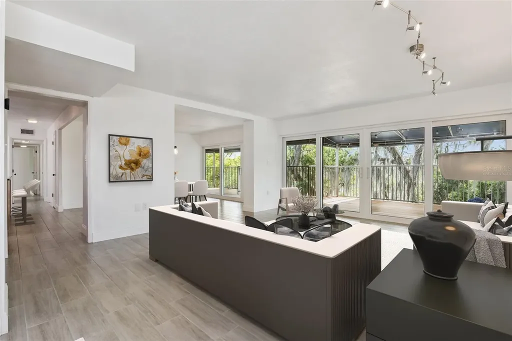 1100 Delaney Avenue Orlando FL 32806
