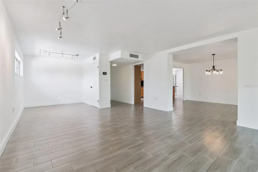 1100 Delaney Avenue Orlando FL 32806