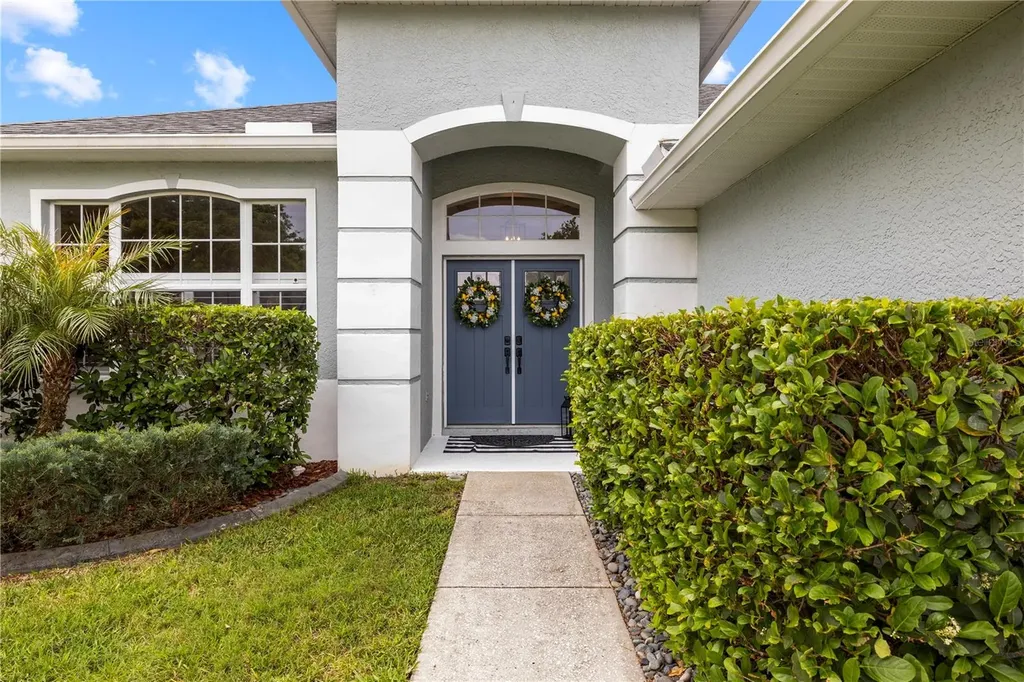 1352 Big Creek Drive Wesley Chapel FL 33544