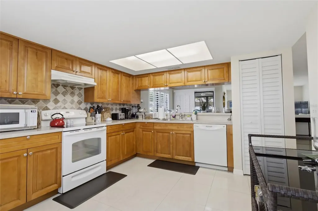 2701 Countryside Boulevard Clearwater FL 33761