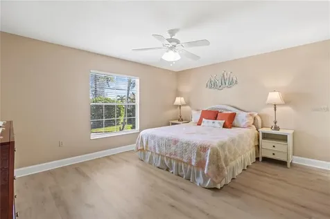 5207 88th Street W Bradenton FL 34210
