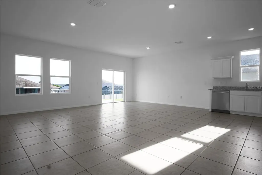 456 Hennepin Loop Lake Wales FL 33898