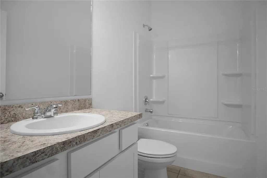456 Hennepin Loop Lake Wales FL 33898