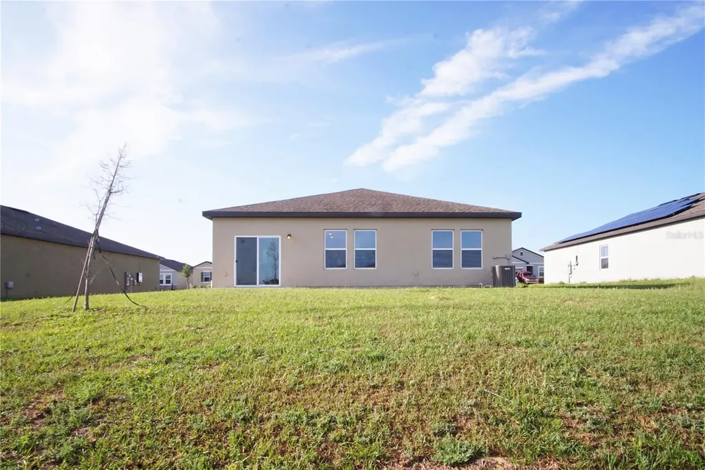 456 Hennepin Loop Lake Wales FL 33898