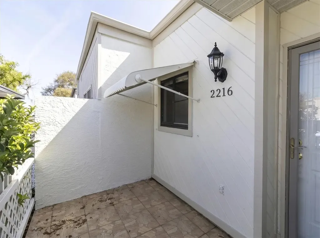 2216 Oak Wind Drive Holiday FL 34691