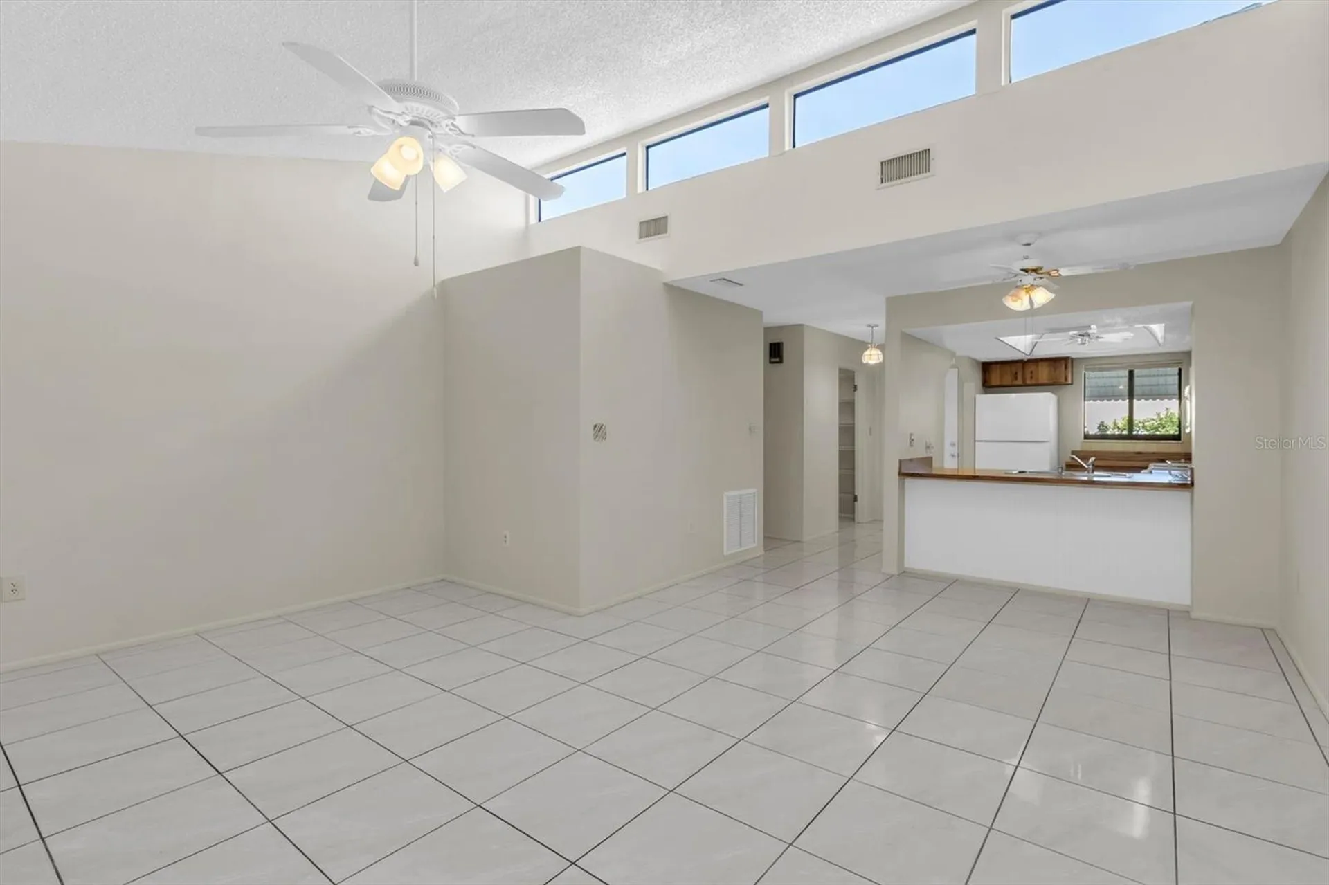 2216 Oak Wind Drive Holiday FL 34691