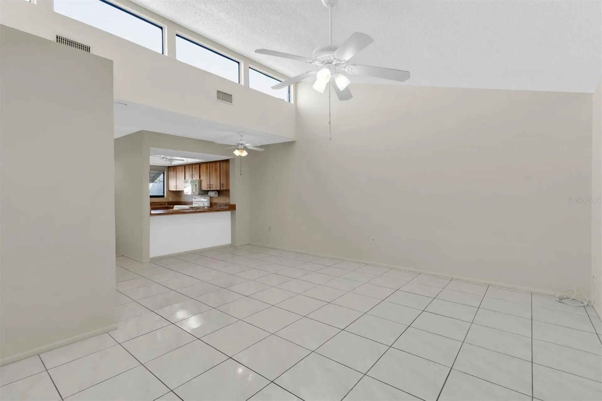 2216 Oak Wind Drive Holiday FL 34691