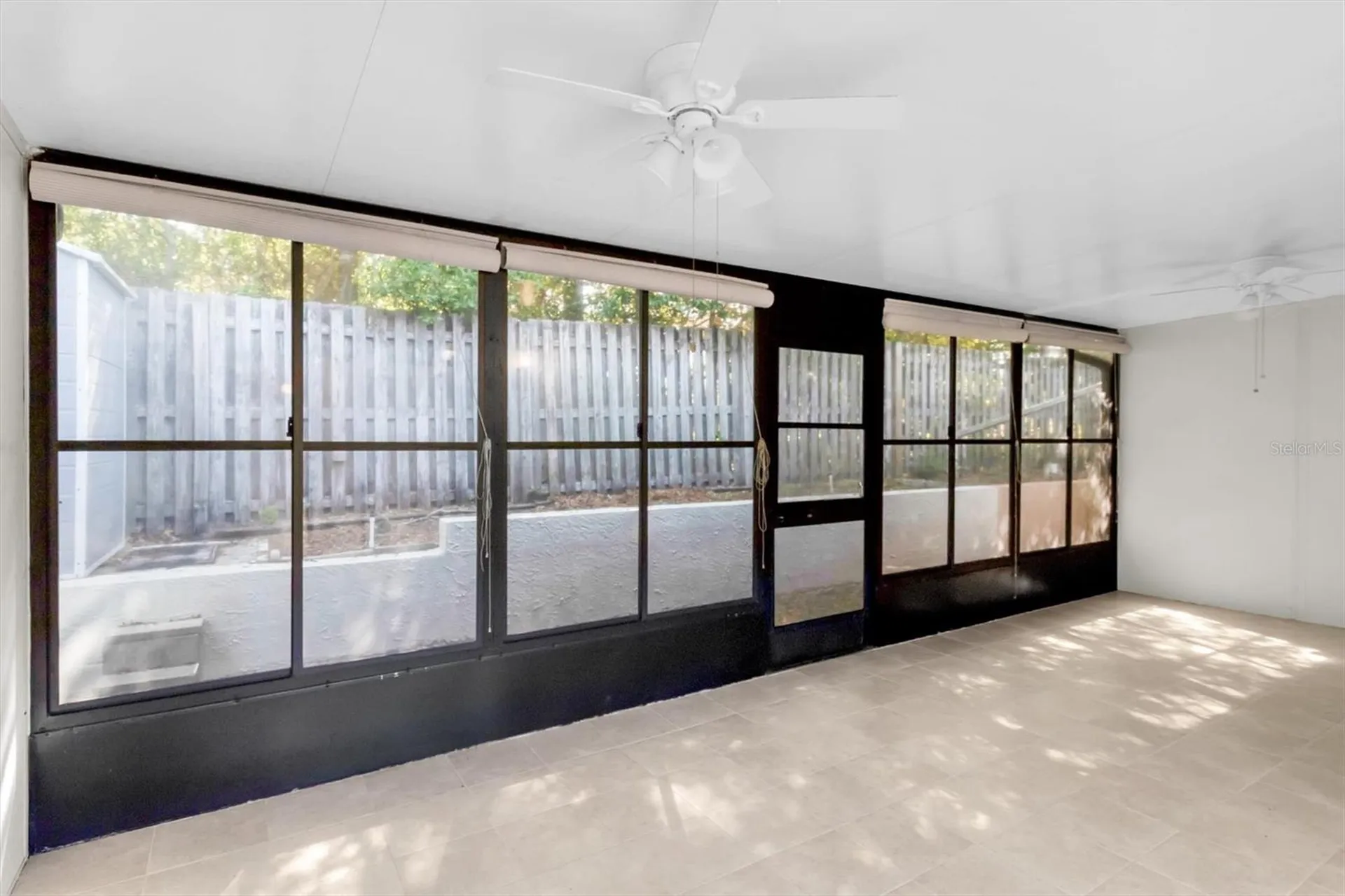 2216 Oak Wind Drive Holiday FL 34691