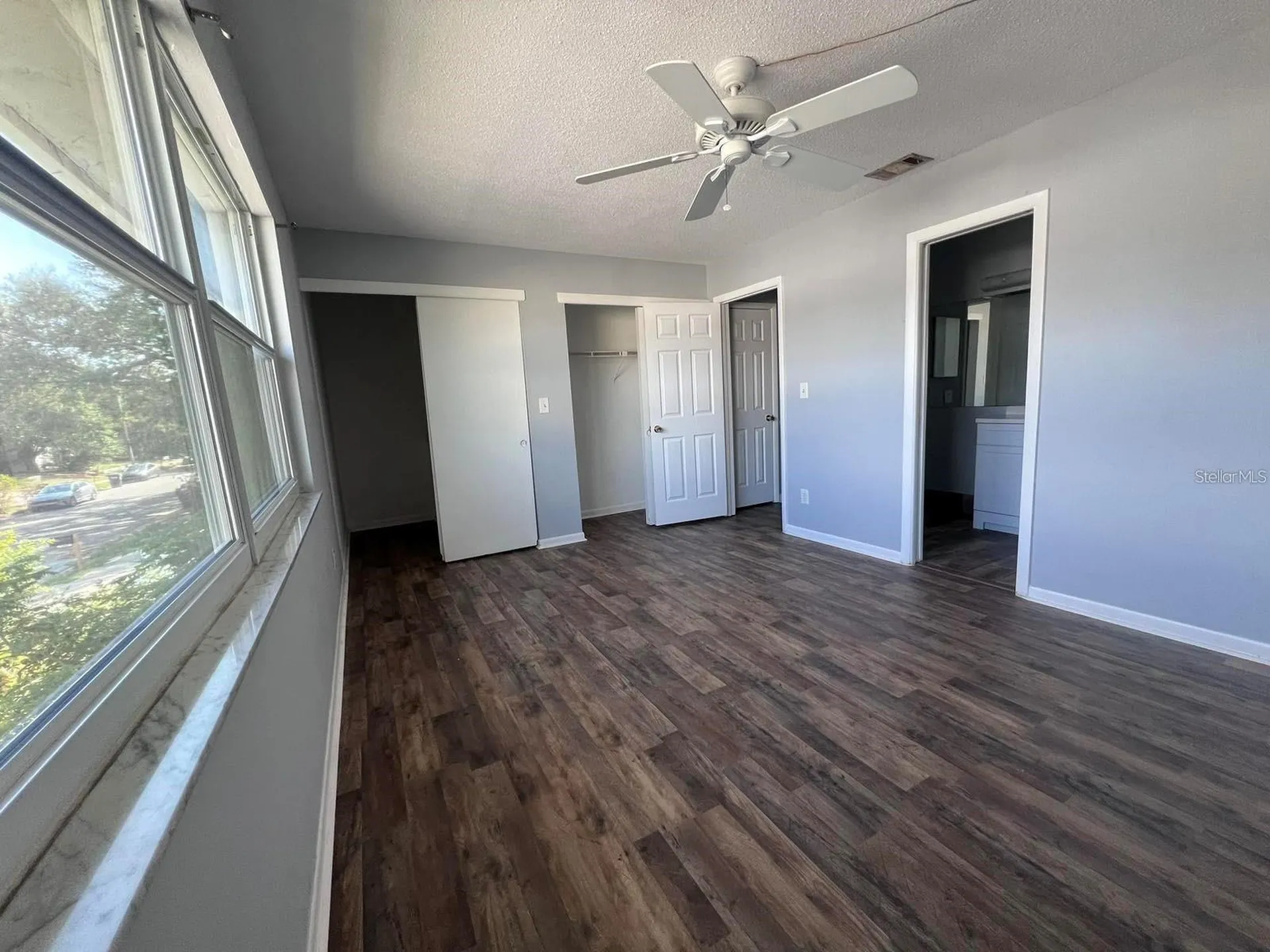 2072 Los Lomas Drive Clearwater FL 33763