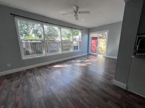 2072 Los Lomas Drive Clearwater FL 33763