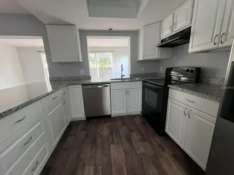 2072 Los Lomas Drive Clearwater FL 33763