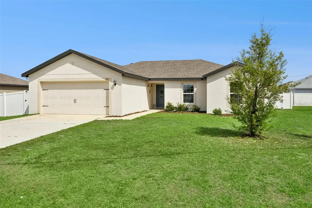 209 Cimarron Drive Kissimmee FL 34759