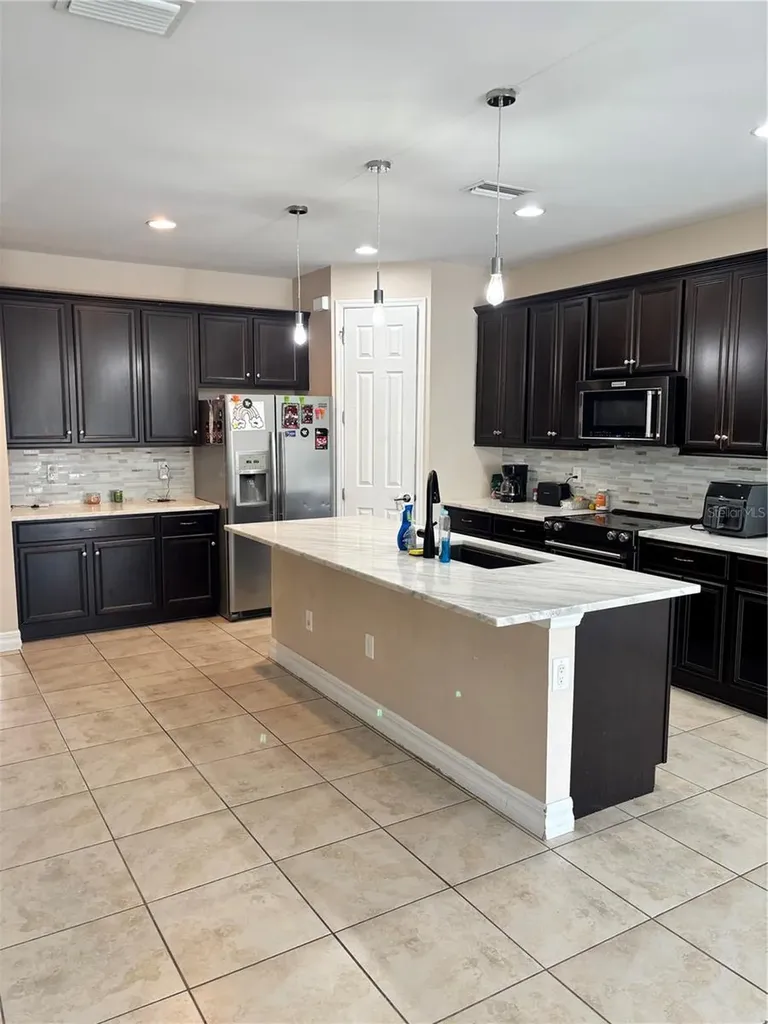 4866 68th Street Circle E Bradenton FL 34203