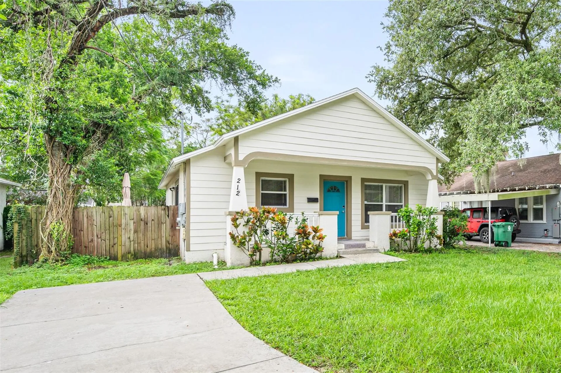 212 W South Avenue Tampa FL 33603