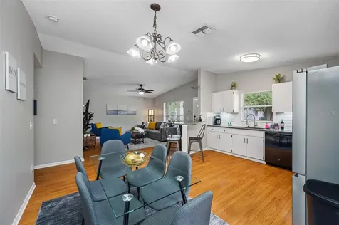 212 W South Avenue Tampa FL 33603