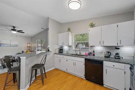 212 W South Avenue Tampa FL 33603