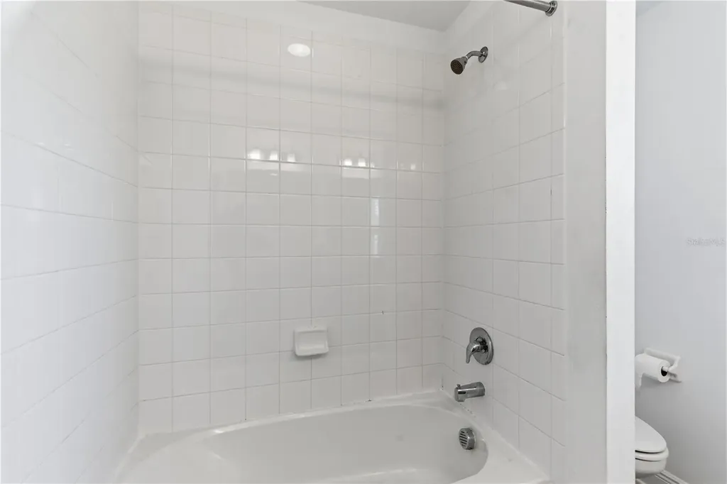 9714 Provencal Avenue Seffner FL 33584