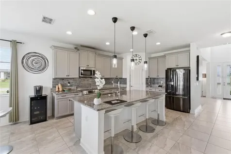 9714 Provencal Avenue Seffner FL 33584