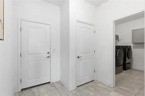 9714 Provencal Avenue Seffner FL 33584