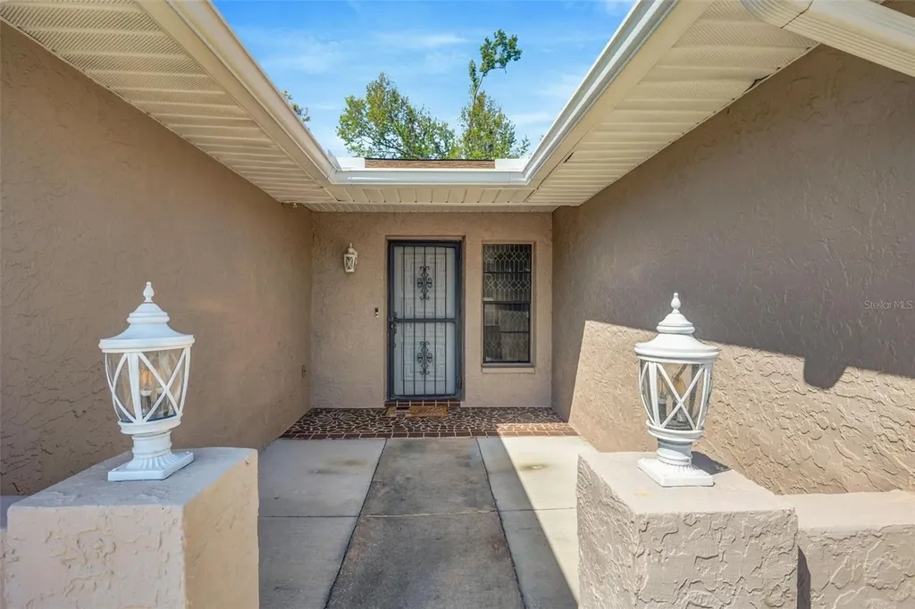 10199 Elgin Boulevard Spring Hill FL 34608