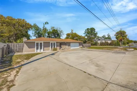 10199 Elgin Boulevard Spring Hill FL 34608