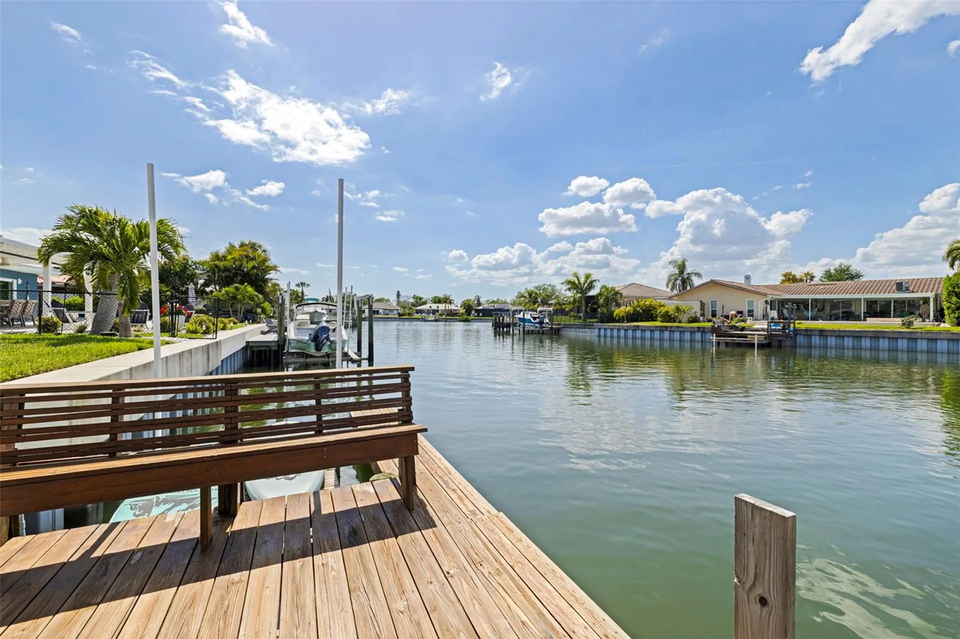 1971 Massachusetts Avenue NE St Petersburg FL 33703