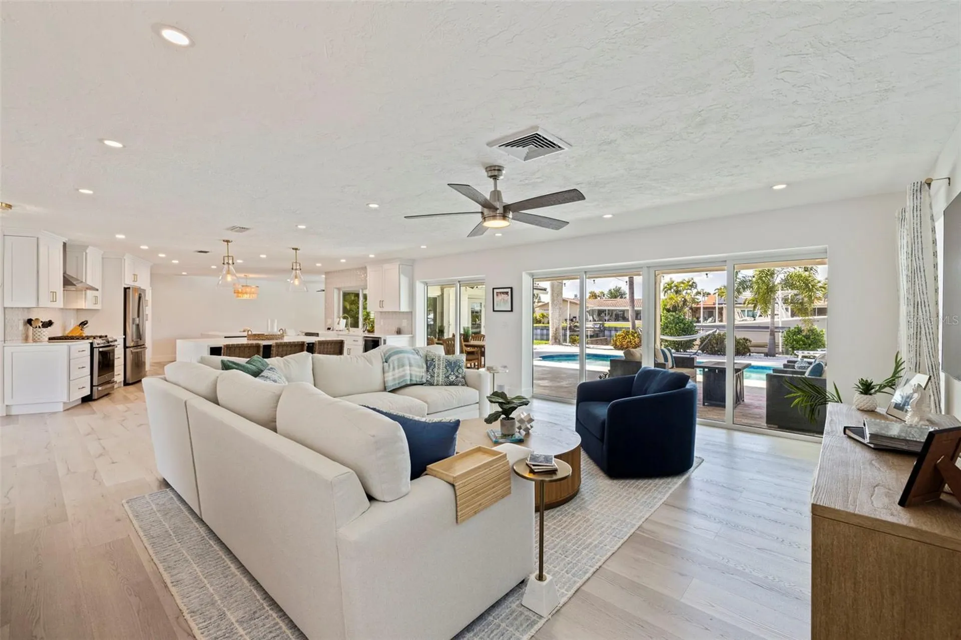 1971 Massachusetts Avenue NE St Petersburg FL 33703