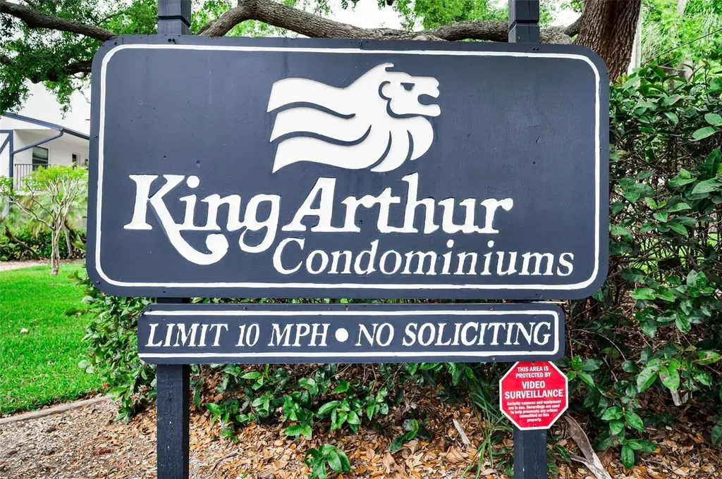 1127 King Arthur Court Dunedin FL 34698