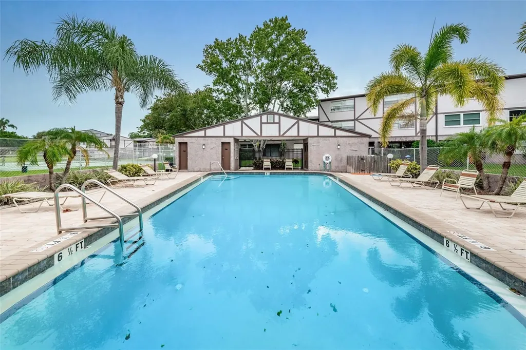 1127 King Arthur Court Dunedin FL 34698