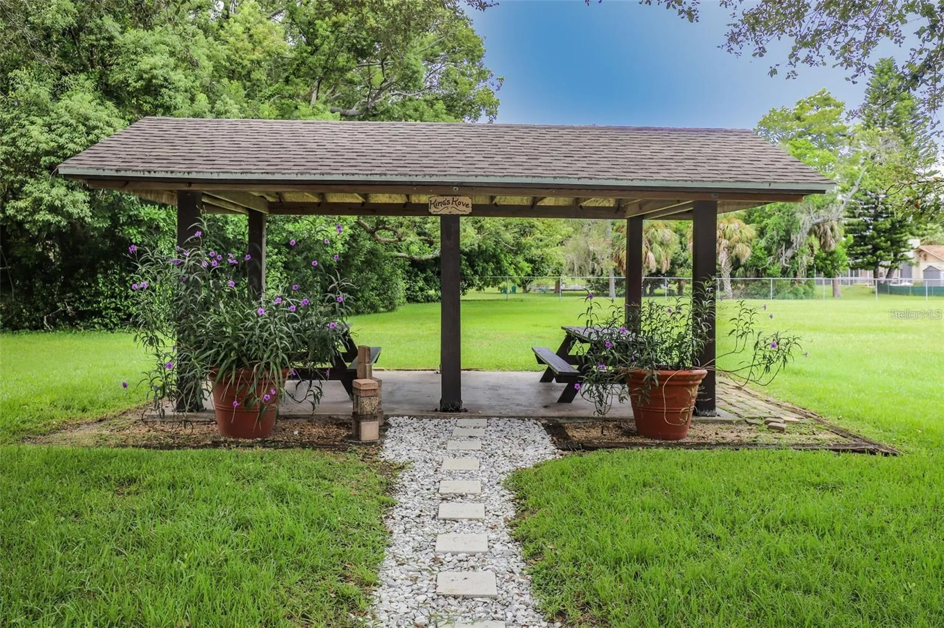 1127 King Arthur Court Dunedin FL 34698