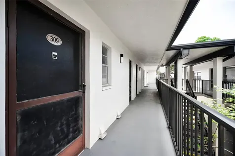 1127 King Arthur Court Dunedin FL 34698