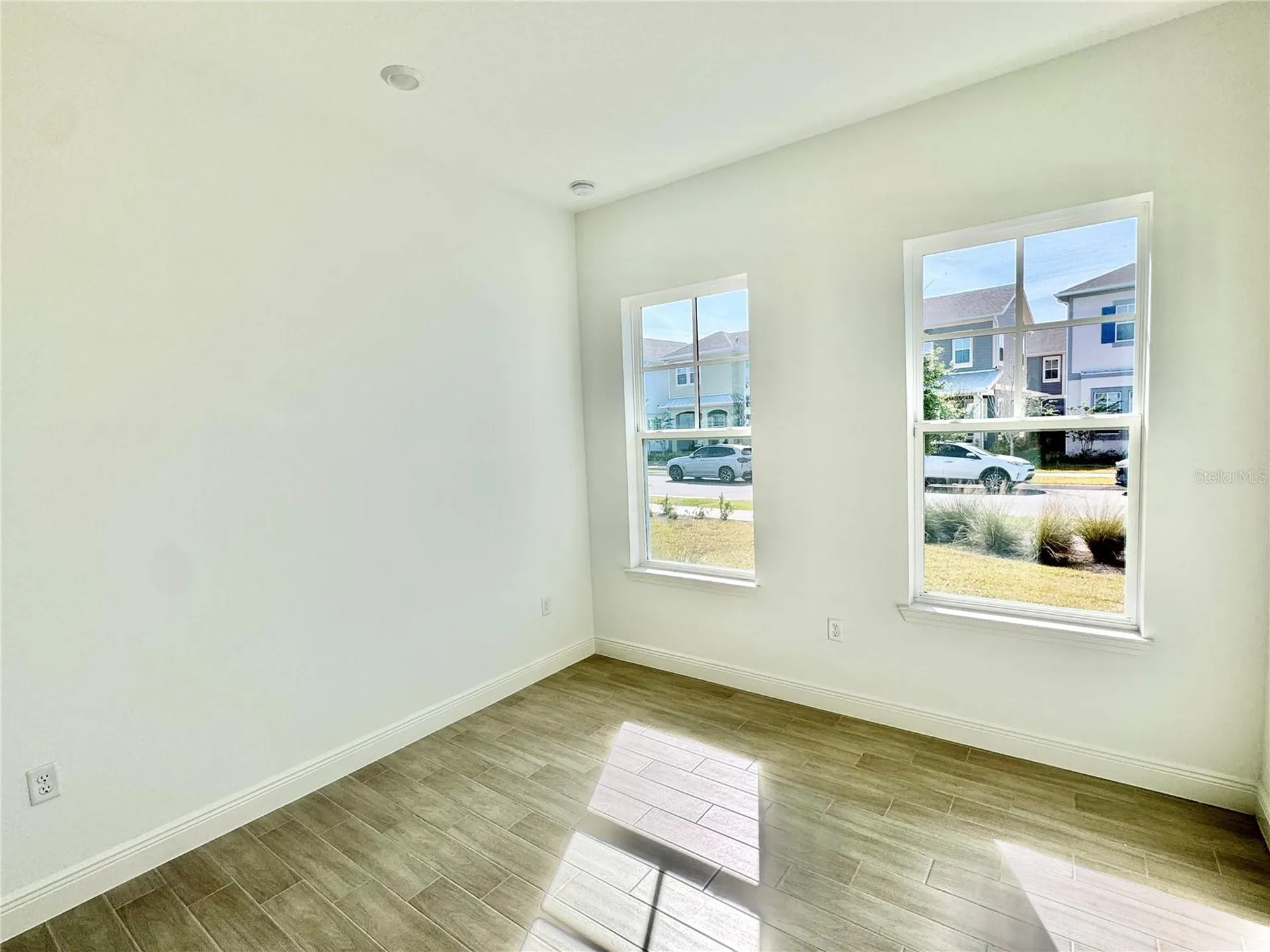 9726 Neruda Street Orlando FL 32827