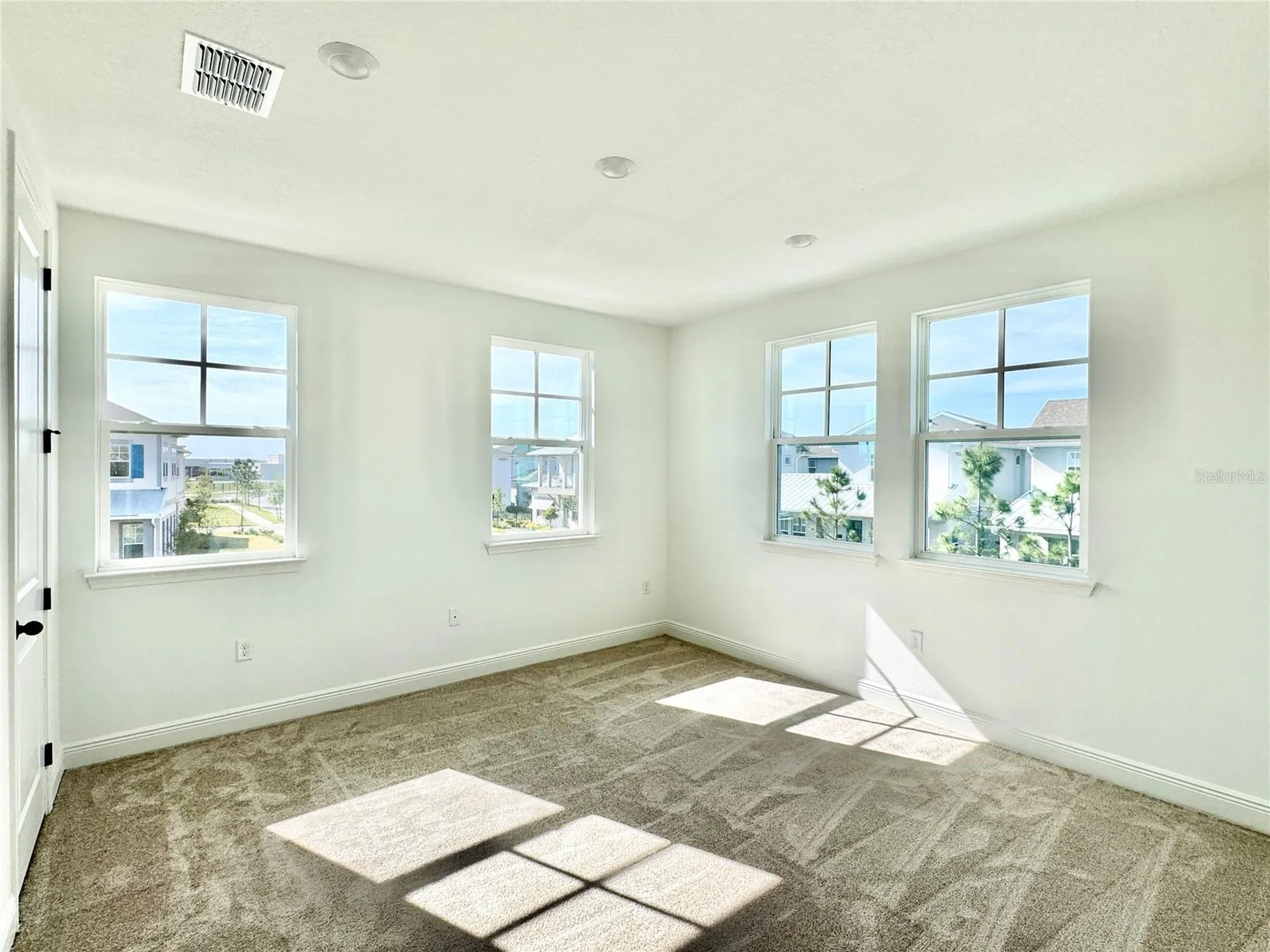 9726 Neruda Street Orlando FL 32827