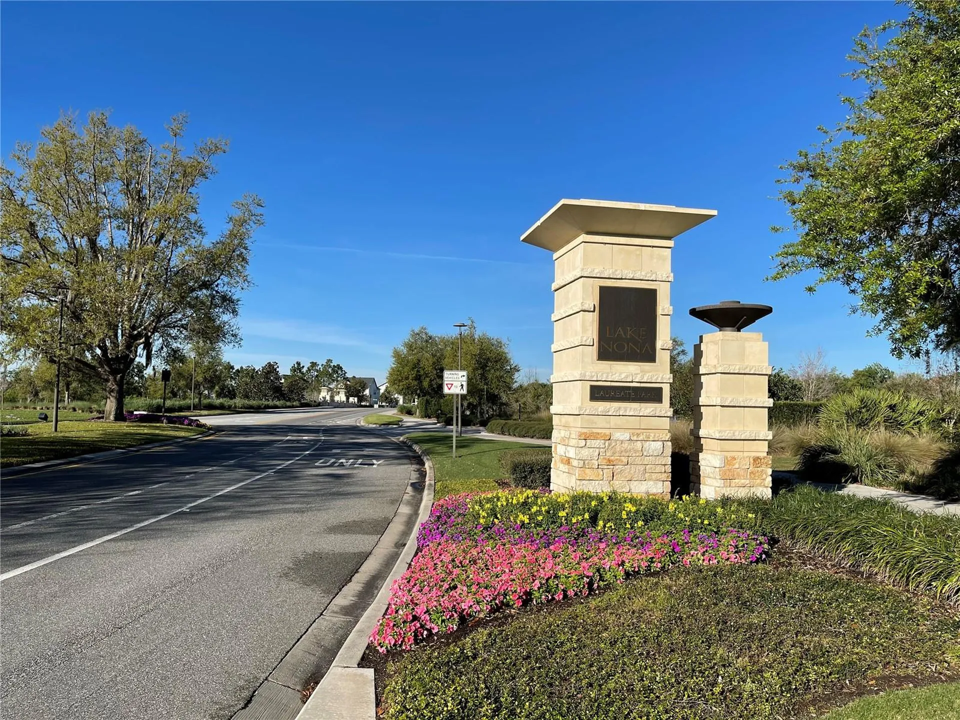 9726 Neruda Street Orlando FL 32827