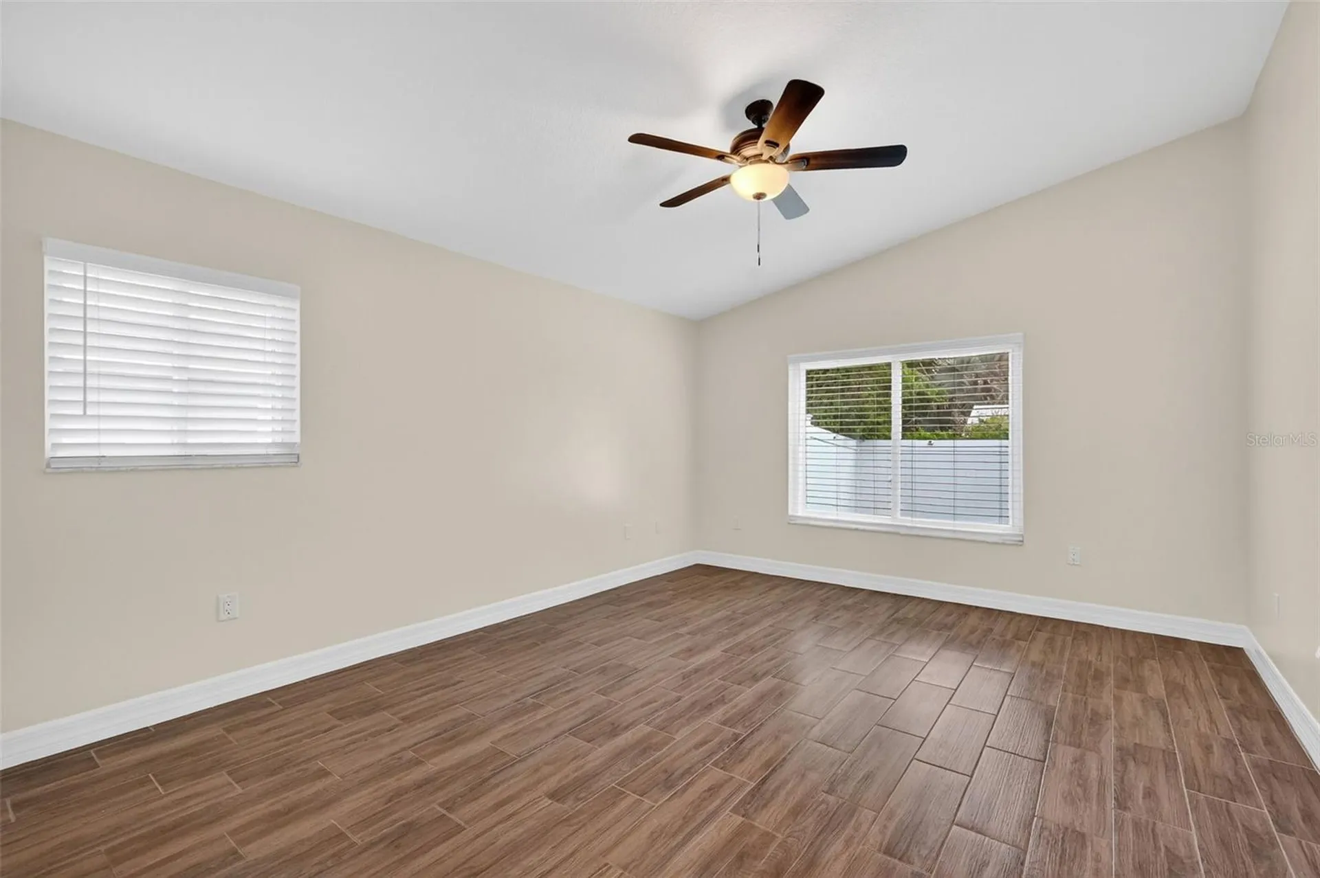 11637 Lake Drive Leesburg FL 34788
