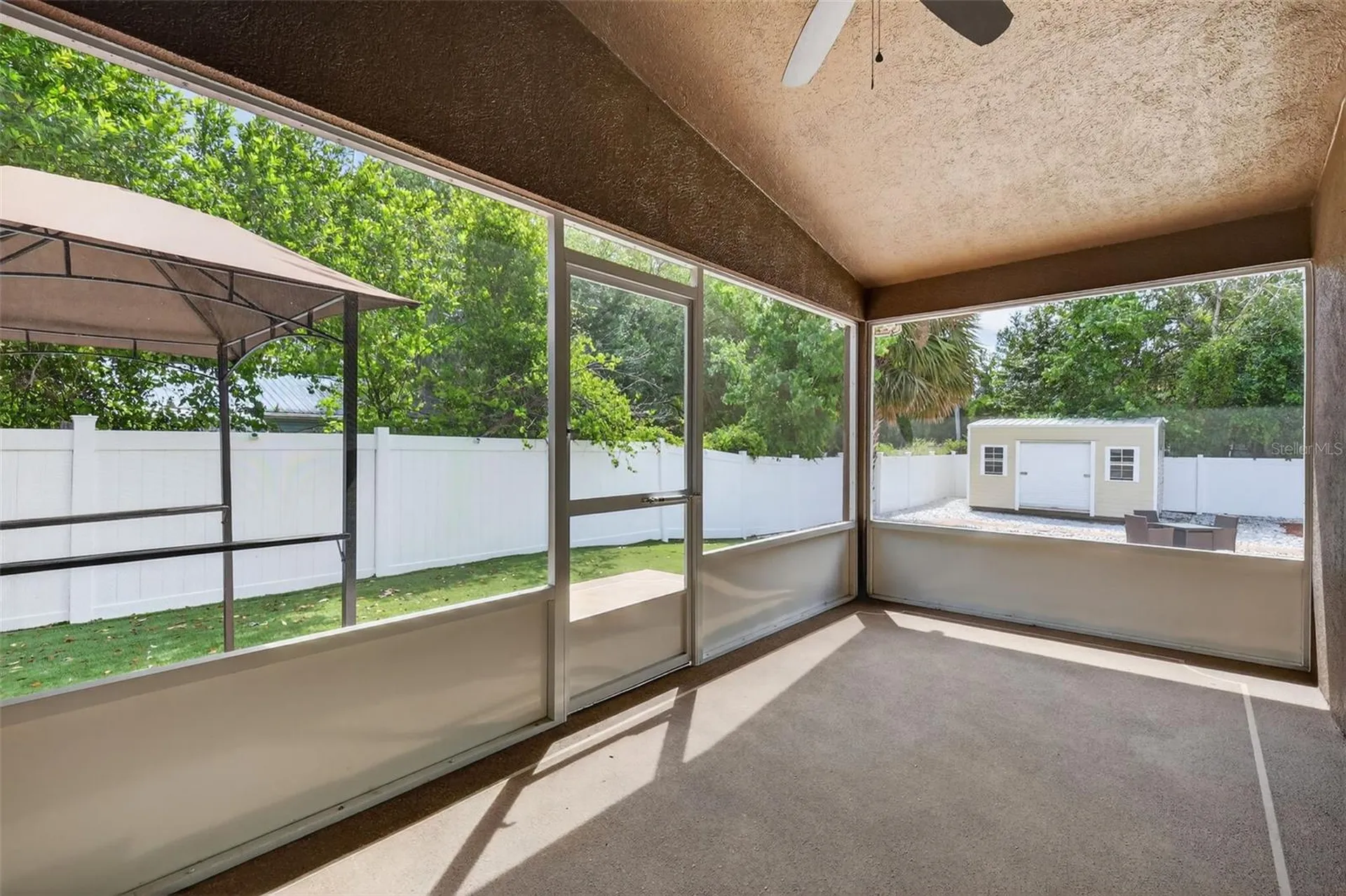11637 Lake Drive Leesburg FL 34788