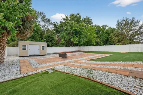 11637 Lake Drive Leesburg FL 34788