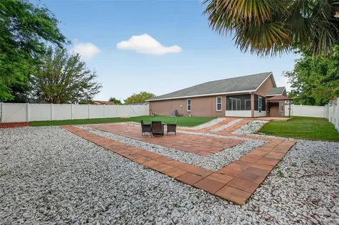 11637 Lake Drive Leesburg FL 34788