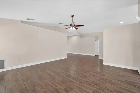 11637 Lake Drive Leesburg FL 34788