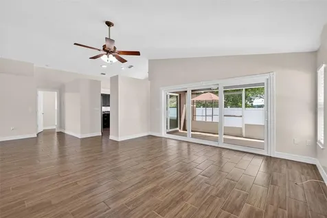 11637 Lake Drive Leesburg FL 34788
