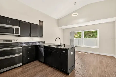 11637 Lake Drive Leesburg FL 34788