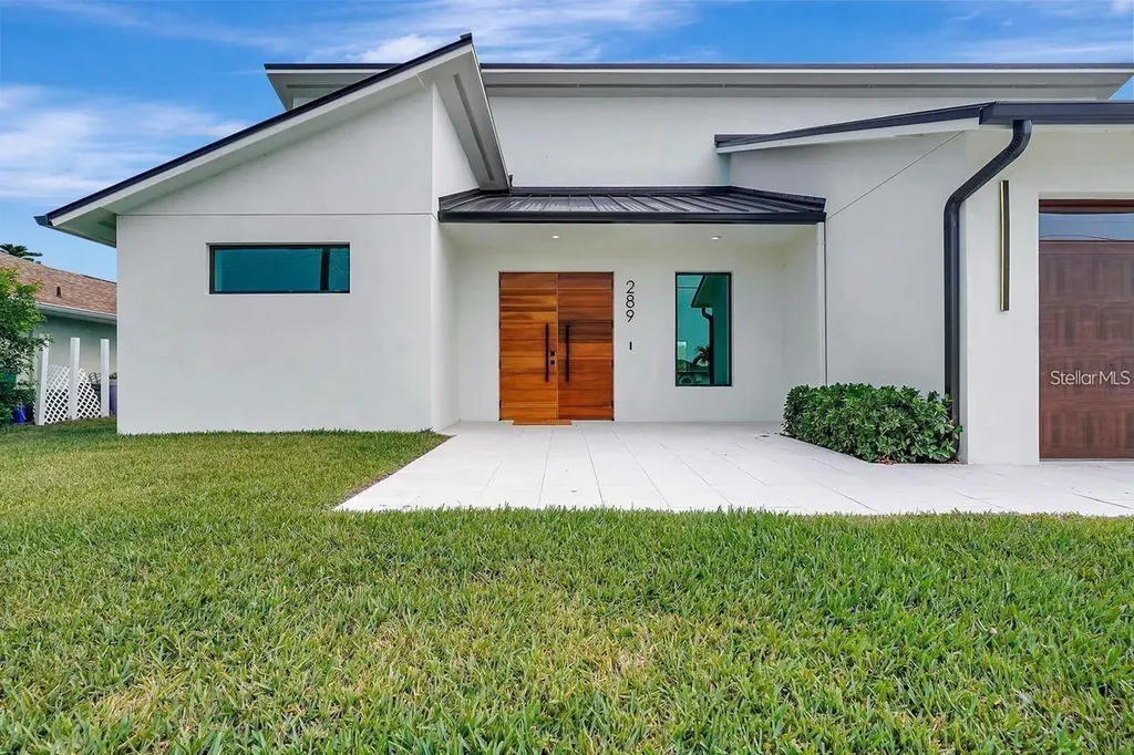 289 Long Meadow Lane Rotonda West FL 33947