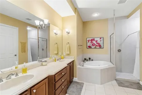 5246 Manorwood Drive Sarasota FL 34235
