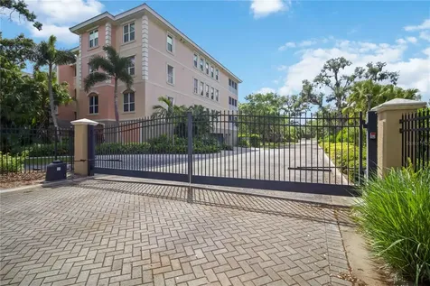 5246 Manorwood Drive Sarasota FL 34235