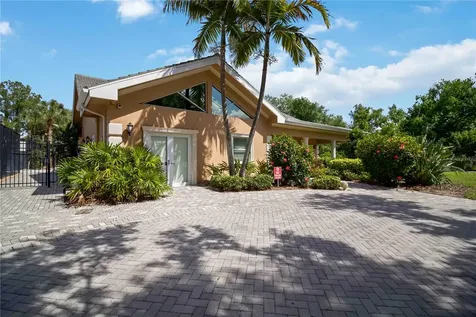 5246 Manorwood Drive Sarasota FL 34235