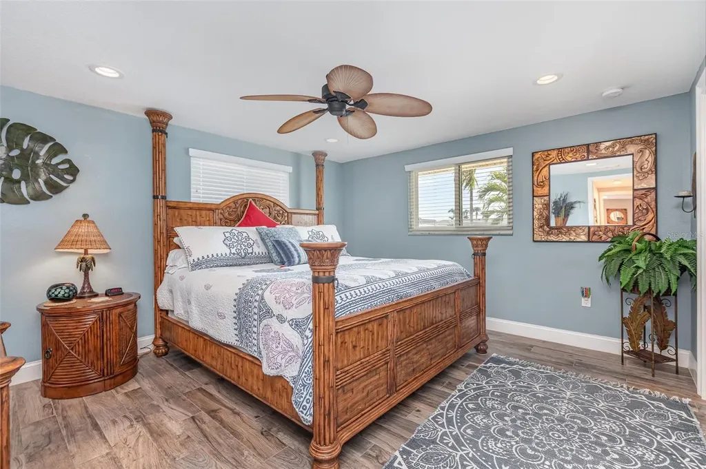 3811 101st Street W Bradenton FL 34210