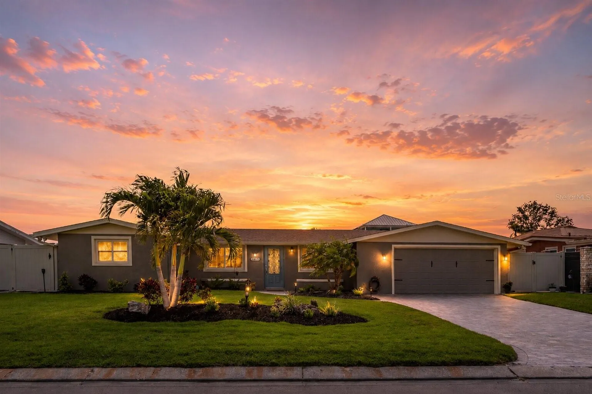3811 101st Street W Bradenton FL 34210