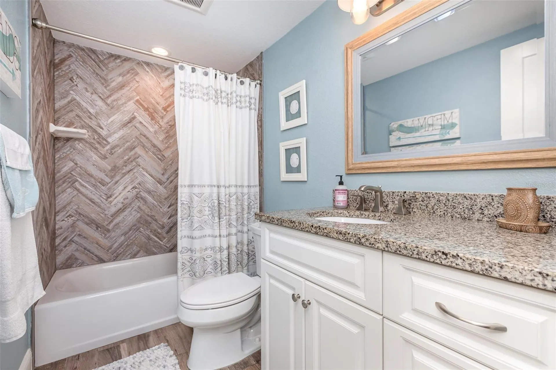 3811 101st Street W Bradenton FL 34210