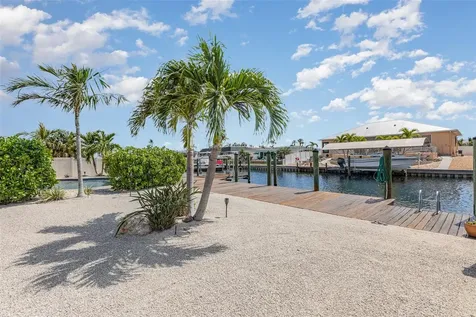 3811 101st Street W Bradenton FL 34210
